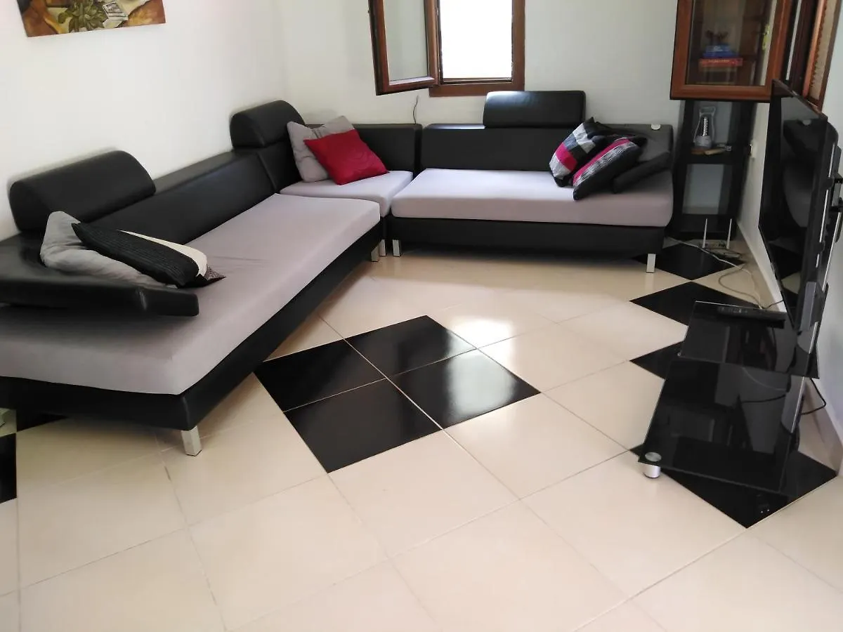 Villa Calis 2 フェティエ
